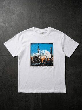 The North Face Shanghai Skyline T-Shirt- Size Mens Small